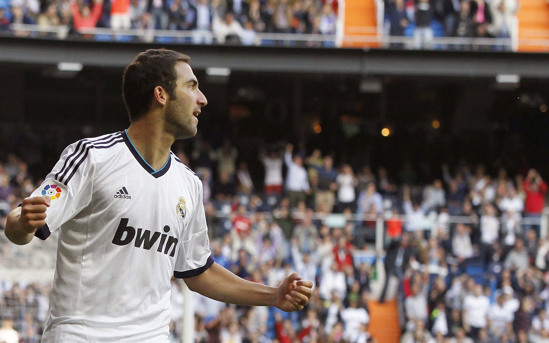 全场焦点：战术调整的关键一刻，全场战术图解